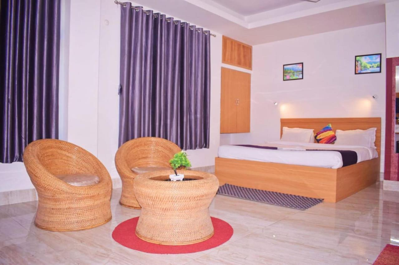 Hotel Mirana Guwahati Ngoại thất bức ảnh